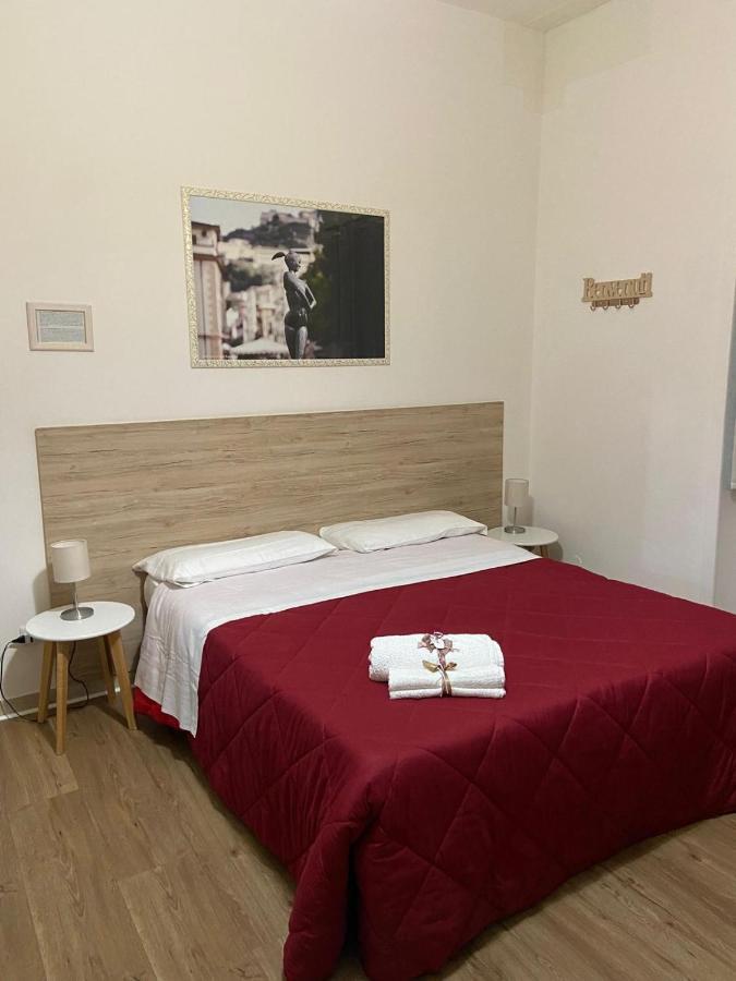 Le Sculture B&B Cosenza Exterior photo