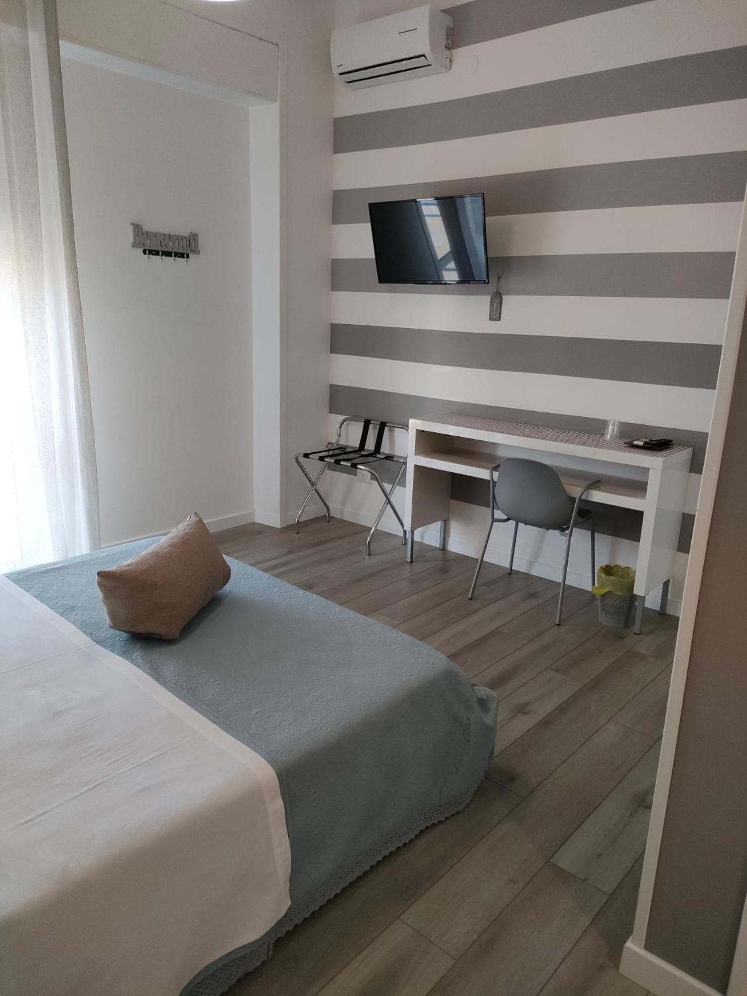 Le Sculture B&B Cosenza Exterior photo
